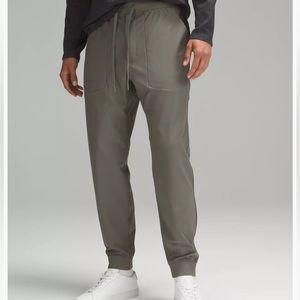 Lululemon ABC Jogger 30” Grey Sage S